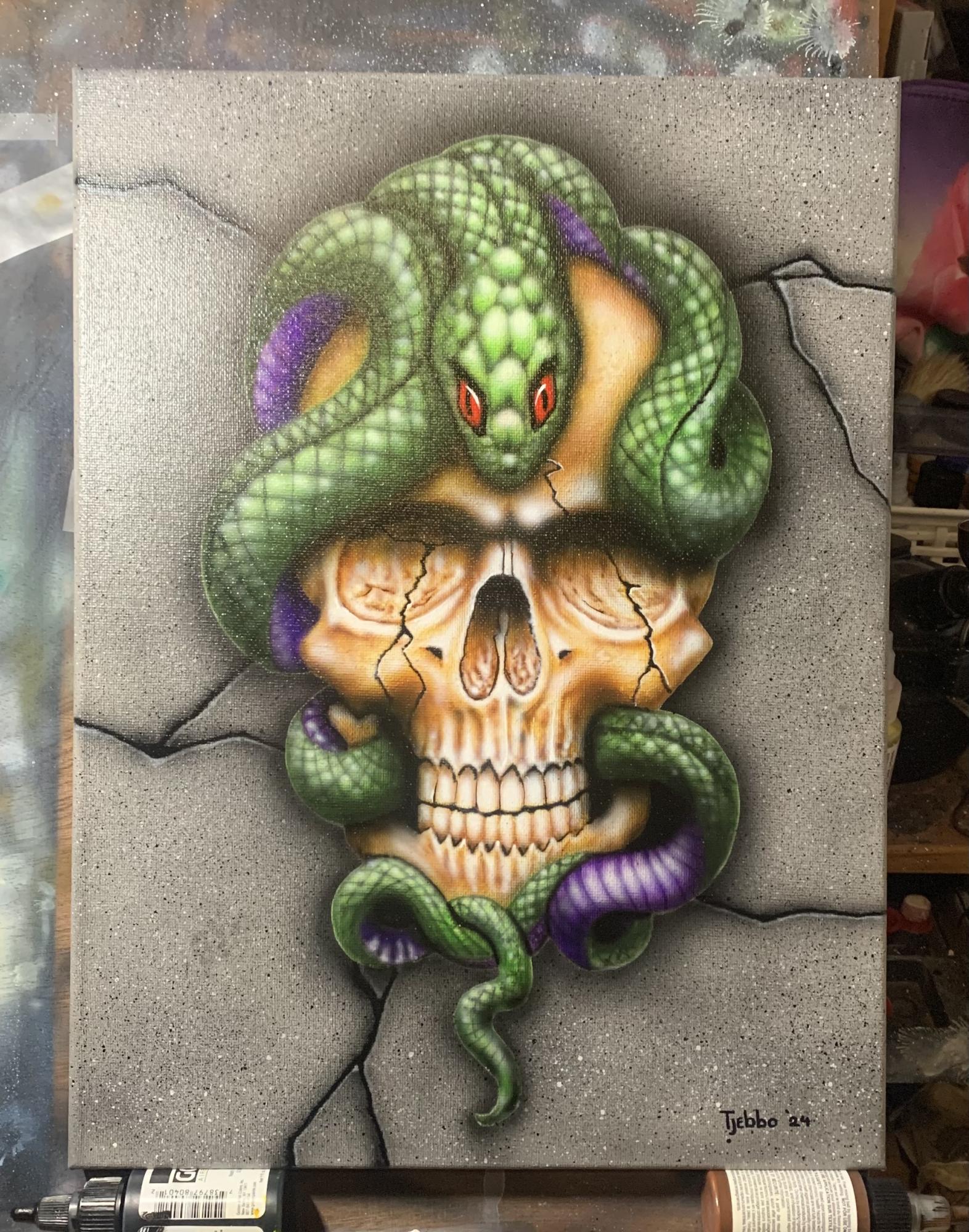 Skull and snake image