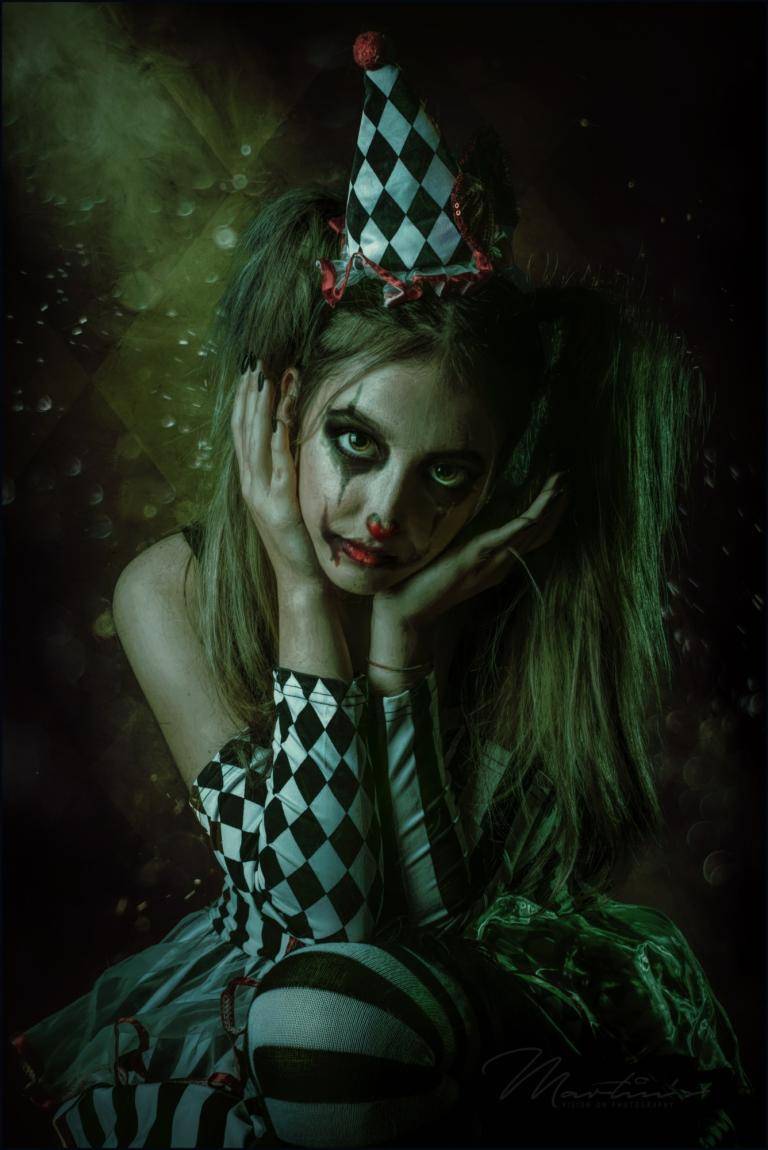 "Nobody Loves Me" image